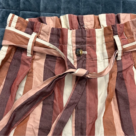 Madewell High Rise Belted Paperbag Shorts in Rainbow Stripe - Picture 3 of 7